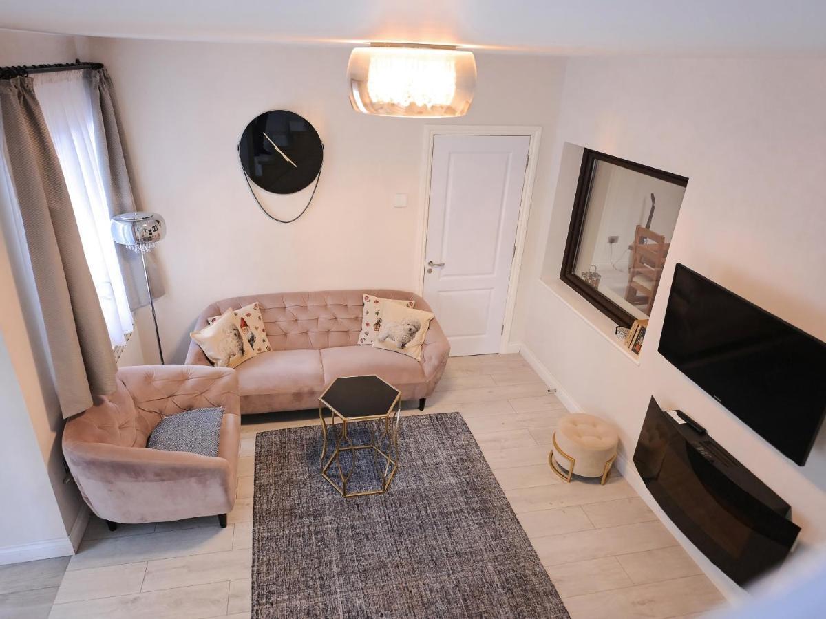 Ase Premium House Villa Suceava Eksteriør bilde